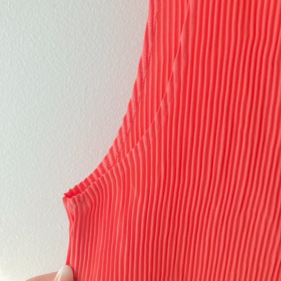 ARTIZIA Damien Coral Pleated Top - size  Large - Picture 4 of 8